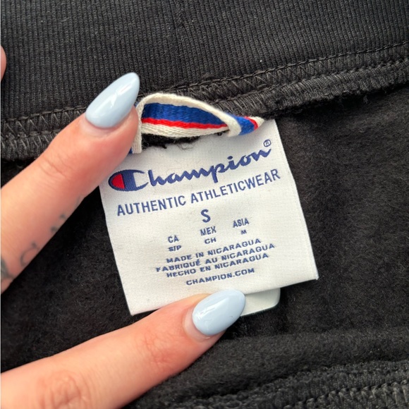 Champion joggers - Picture 5 of 5